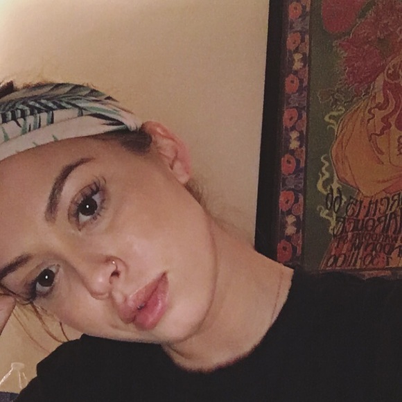 Meet your Posher, Ana - Picture 2 of 8